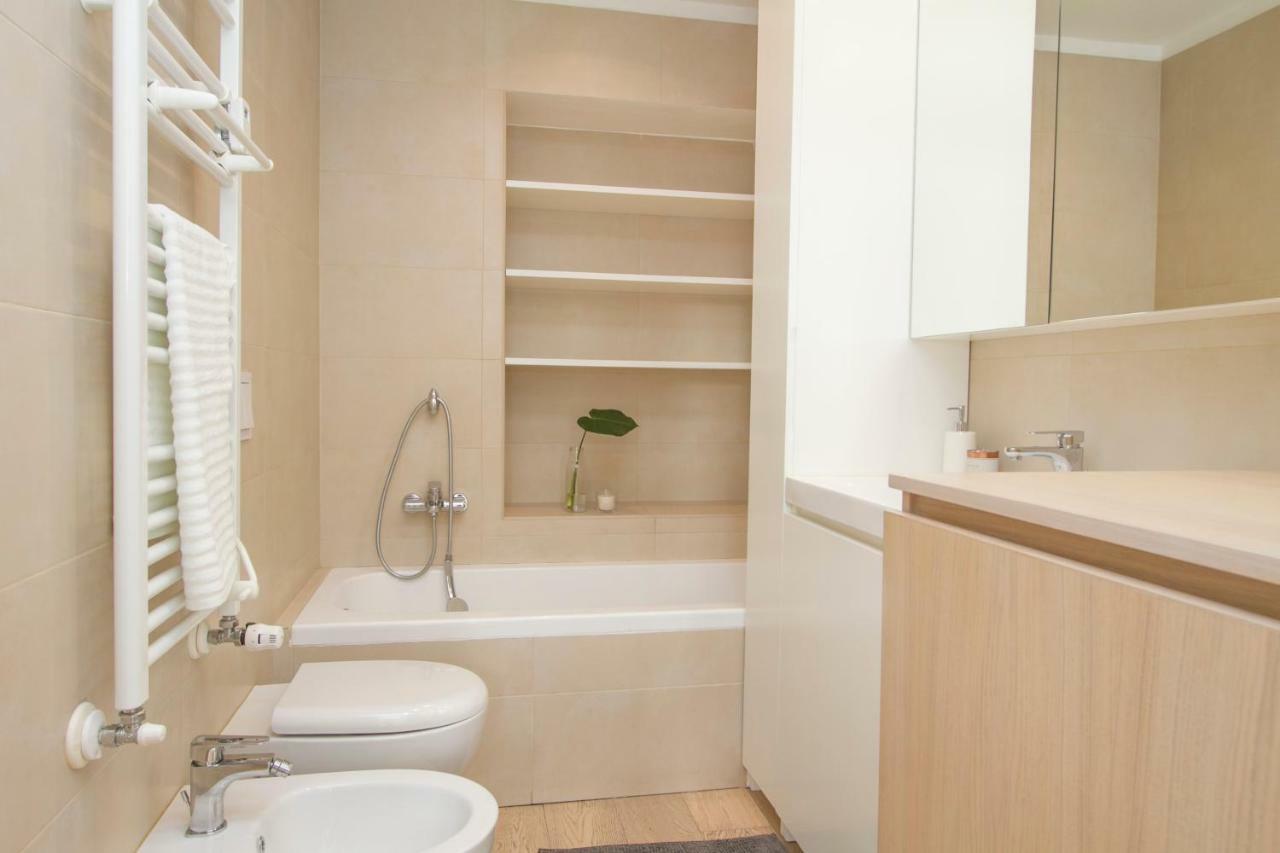 Luxury And Spacious Apartment ميلان المظهر الخارجي الصورة