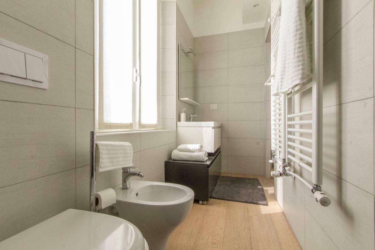 Luxury And Spacious Apartment ميلان المظهر الخارجي الصورة