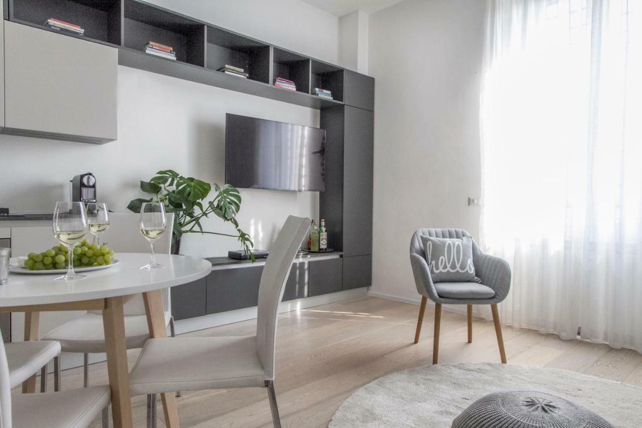 Luxury And Spacious Apartment ميلان المظهر الخارجي الصورة