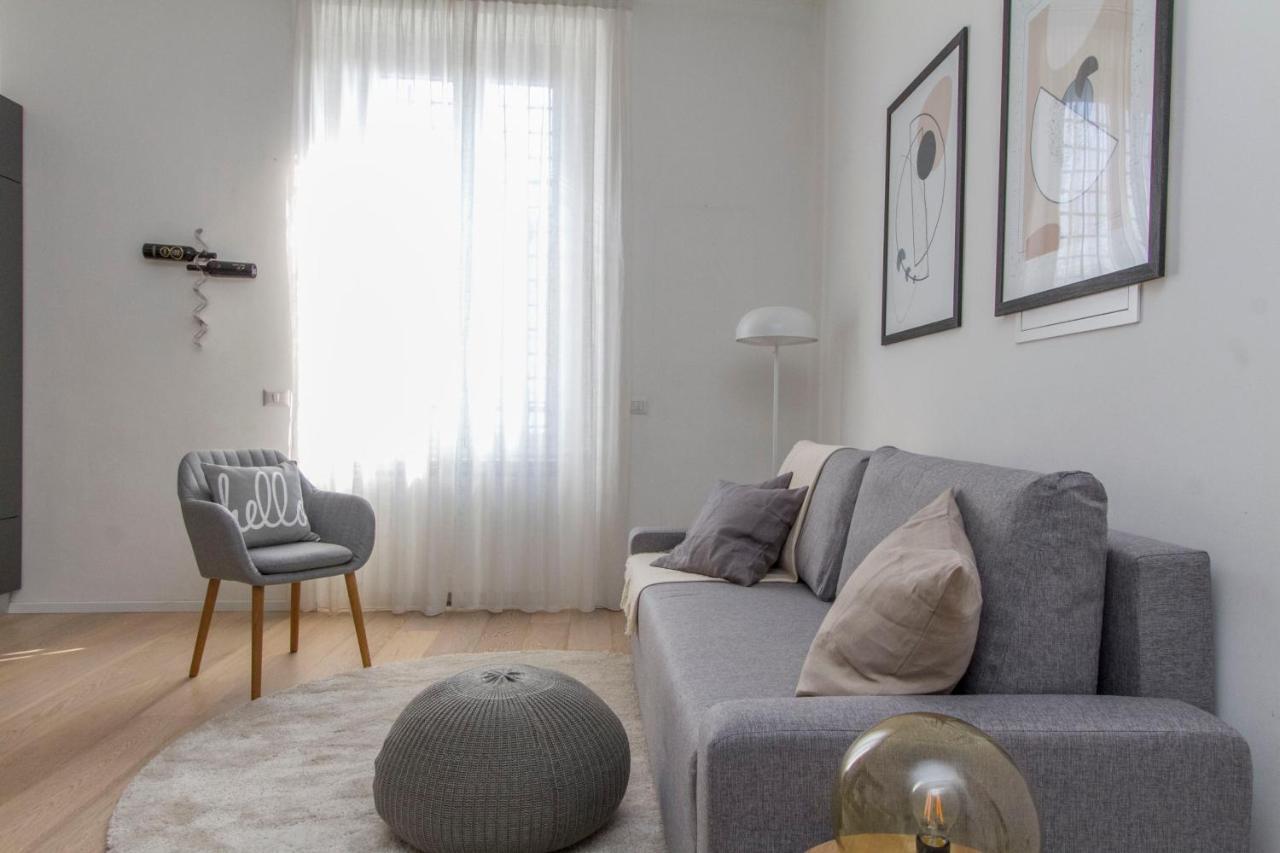 Luxury And Spacious Apartment ميلان المظهر الخارجي الصورة